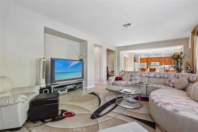 7885 RETRIEVER Street, Eastvale, CA 92880
