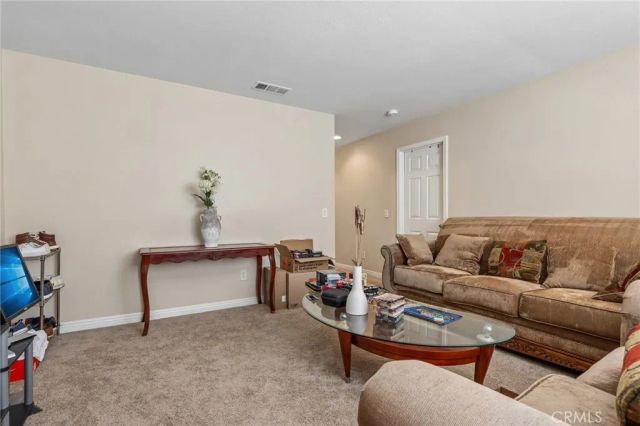 7885 RETRIEVER Street, Eastvale, CA 92880