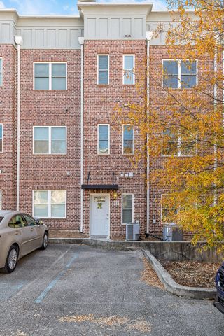 207 Delmont Street 215, Chattanooga, TN 37405