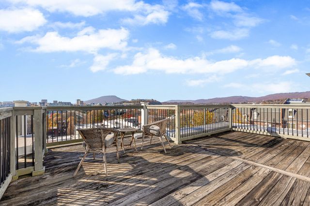 207 Delmont Street 215, Chattanooga, TN 37405