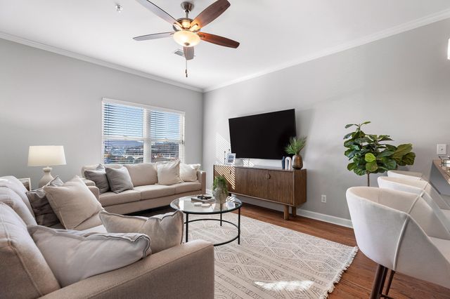 207 Delmont Street 215, Chattanooga, TN 37405