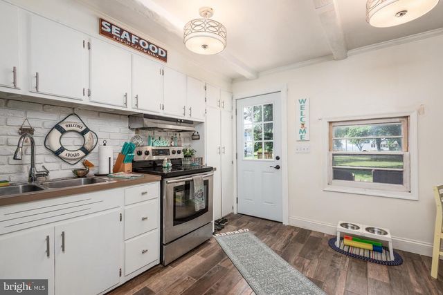 901 CHESTER RIVER DR, Grasonville, MD 21638