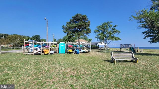 901 CHESTER RIVER DR, Grasonville, MD 21638