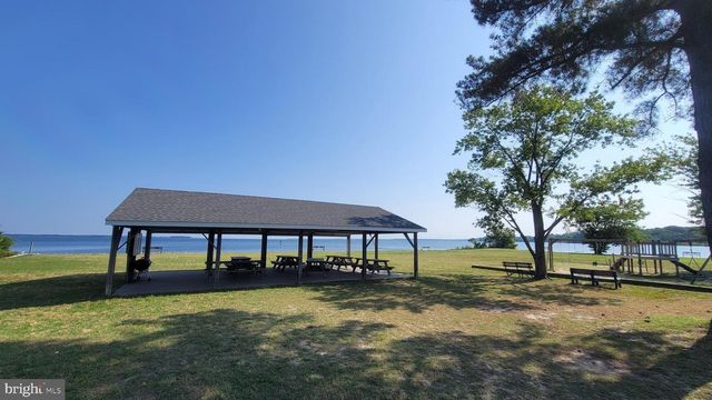 901 CHESTER RIVER DR, Grasonville, MD 21638