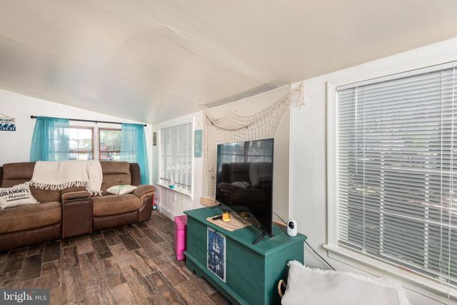 901 CHESTER RIVER DR, Grasonville, MD 21638