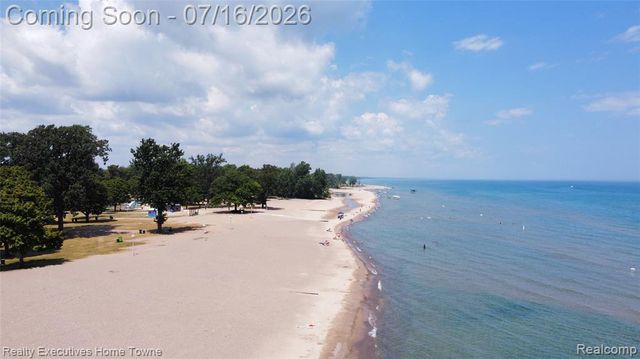 3473 Armour Street, Port Huron, MI 48060