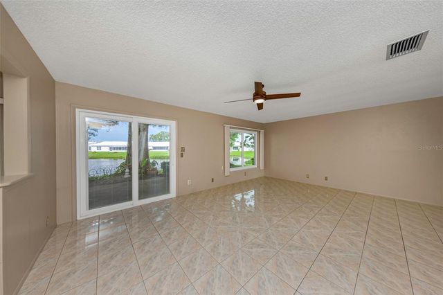 9110 40TH WAY N, Pinellas Park, FL 33782