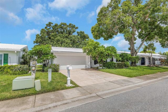 9110 40TH WAY N, Pinellas Park, FL 33782