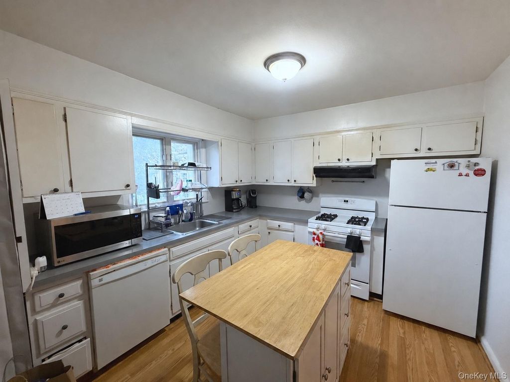 286 Eastchester Road, New Rochelle, NY 10801 — photo 5