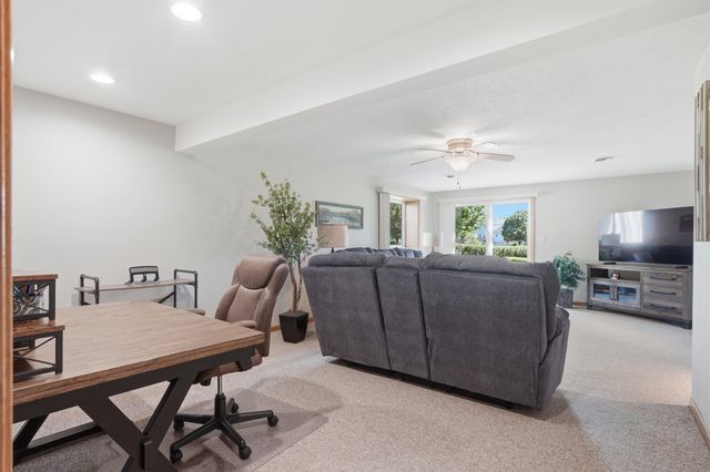 2020 Erik Road, Cedar Falls, IA 50613