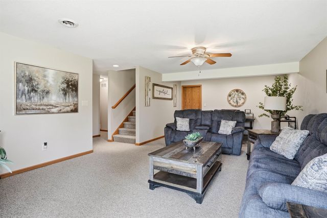 2020 Erik Road, Cedar Falls, IA 50613