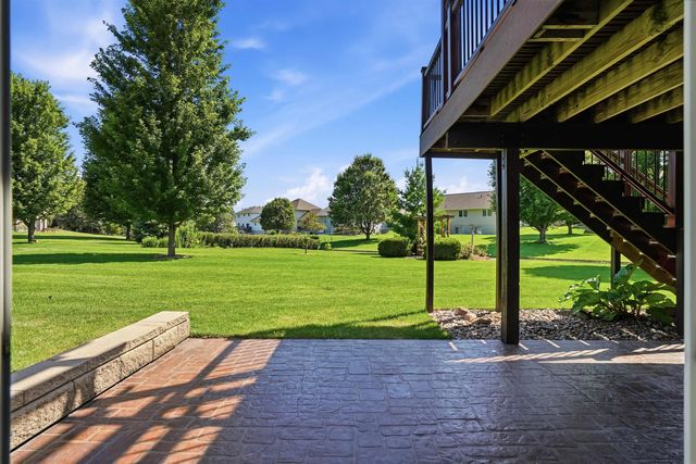 2020 Erik Road, Cedar Falls, IA 50613