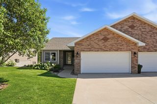 2020 Erik Road, Cedar Falls, IA 50613