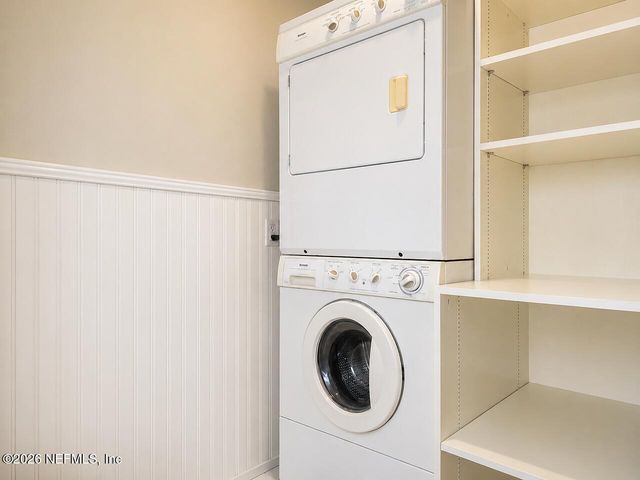 1105 10TH Street N, Jacksonville Beach, FL 32250