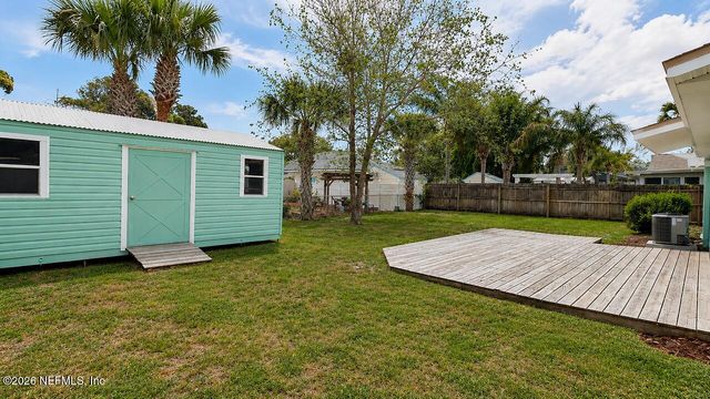 1105 10TH Street N, Jacksonville Beach, FL 32250