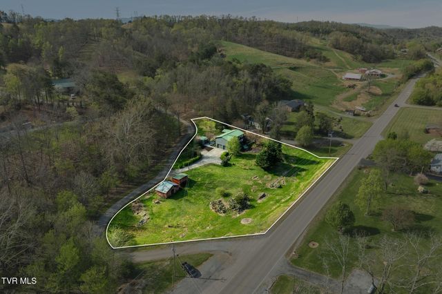 524 Mountain View Drive, Piney Flats, TN 37686