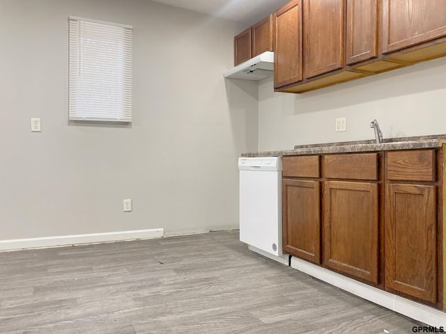 4420 N 48 Street, Omaha, NE 68104