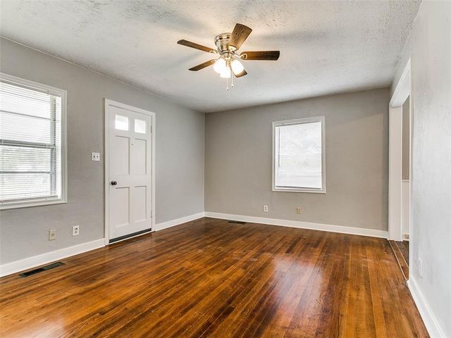 1945 N Park Avenue, Shawnee, OK 74804