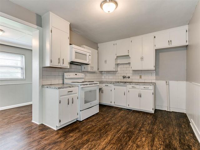 1945 N Park Avenue, Shawnee, OK 74804