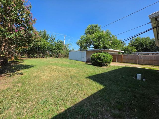 1945 N Park Avenue, Shawnee, OK 74804