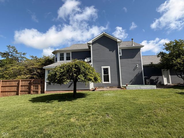 809 W Pearl Street, Trafalgar, IN 46181