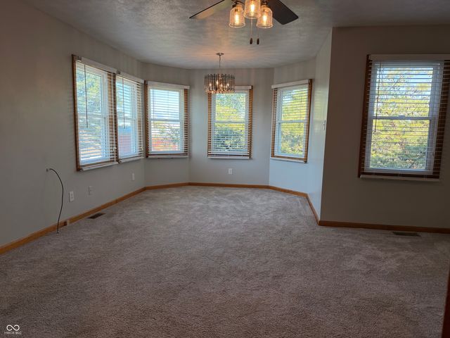 809 W Pearl Street, Trafalgar, IN 46181