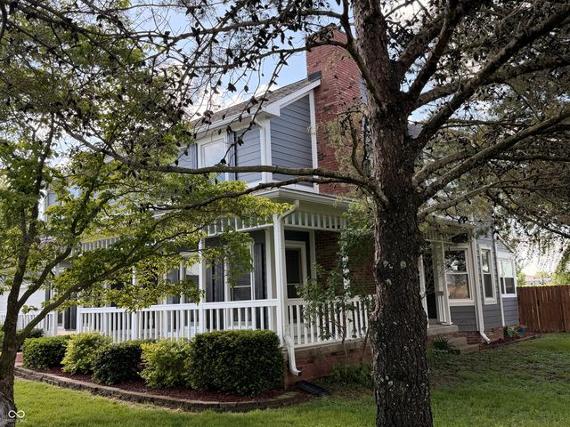 809 W Pearl Street, Trafalgar, IN 46181