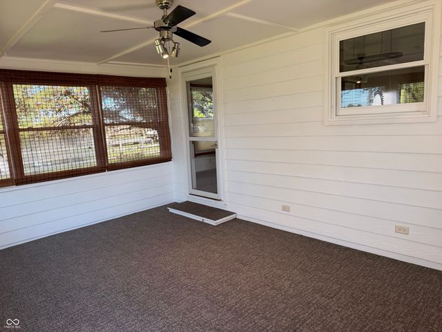 809 W Pearl Street, Trafalgar, IN 46181