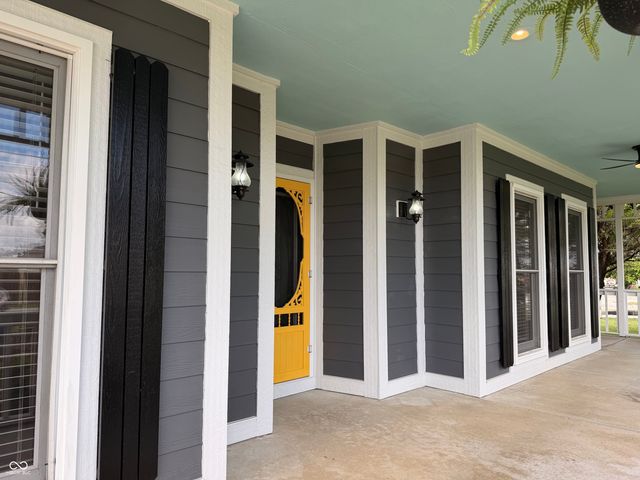 809 W Pearl Street, Trafalgar, IN 46181