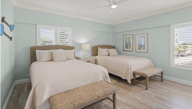 6144 MIDNIGHT PASS ROAD 4N, Sarasota, FL 34242