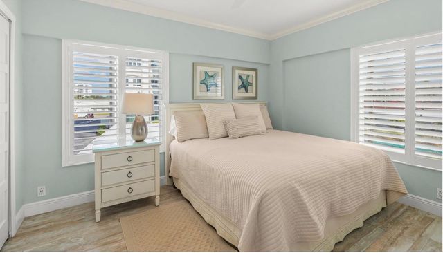 6144 MIDNIGHT PASS ROAD 4N, Sarasota, FL 34242