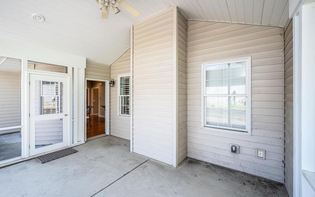 1548 18th Avenue NW, Faribault, MN 55021