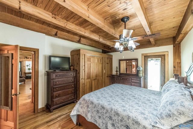 1231 Dug Hill Road, Brownsboro, AL 35741