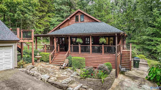 1231 Dug Hill Road, Brownsboro, AL 35741