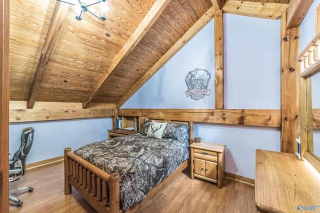 1231 Dug Hill Road, Brownsboro, AL 35741