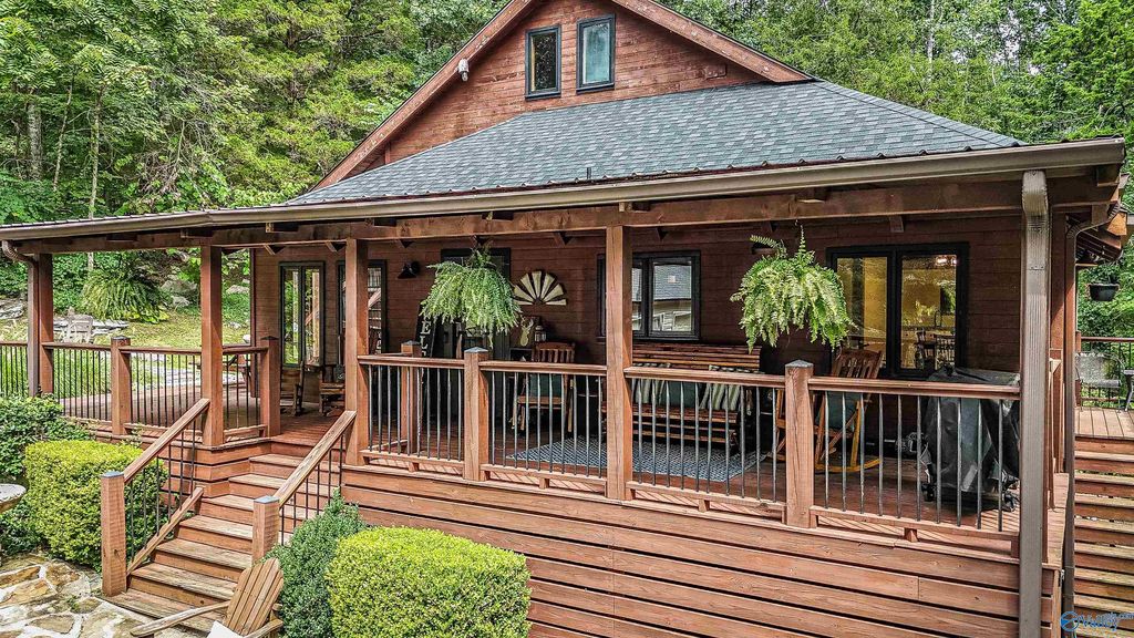 1231 Dug Hill Road, Brownsboro, AL 35741