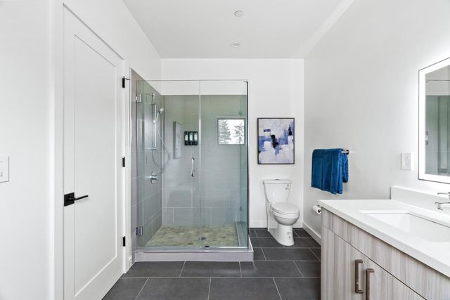 916 Woodside Road, Redwood City, CA 94061