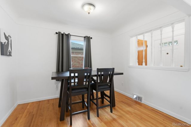 20816 Yale Street, St. Clair Shores, MI 48081