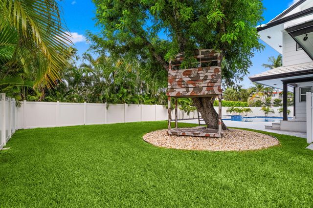 5100 NE 30TH Terrace, Lighthouse Point, FL 33064