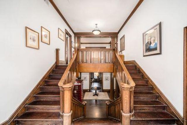 1349 E Broad Street, Columbus, OH 43205