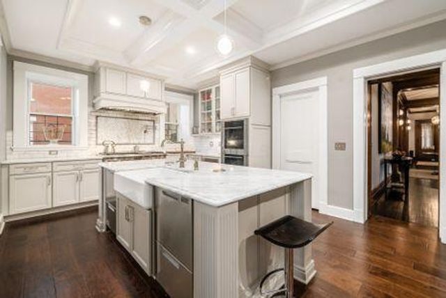 1349 E Broad Street, Columbus, OH 43205