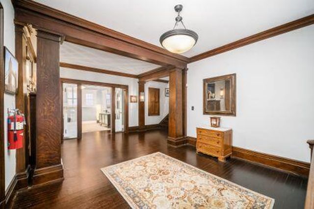 1349 E Broad Street, Columbus, OH 43205