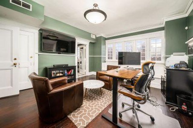 1349 E Broad Street, Columbus, OH 43205