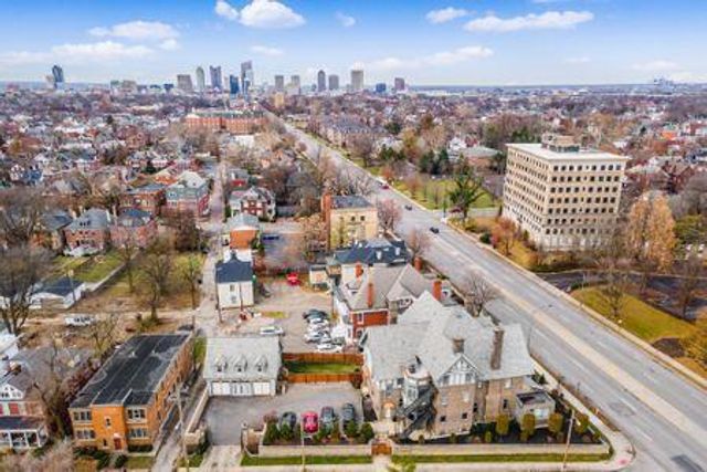 1349 E Broad Street, Columbus, OH 43205