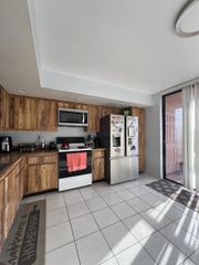 8615 NW 8th St 414, Miami, FL 33126