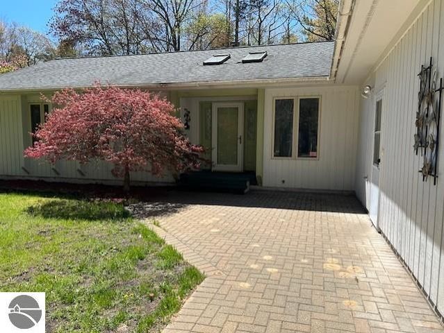 1095 E Lincoln Street, East Tawas, MI 48730