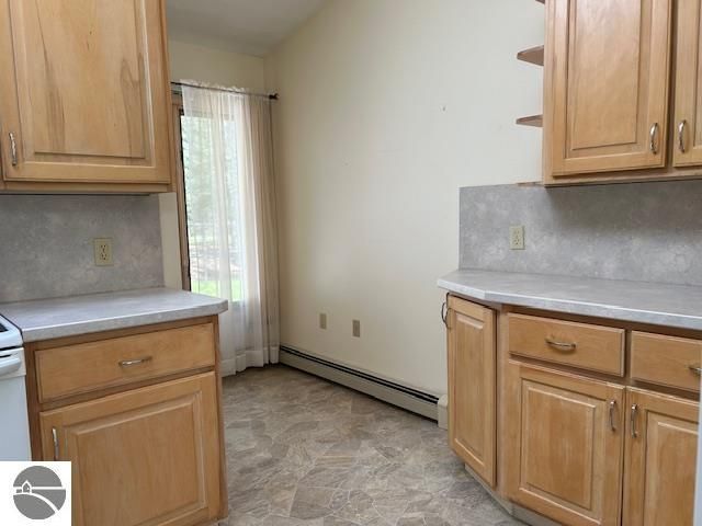 1095 E Lincoln Street, East Tawas, MI 48730