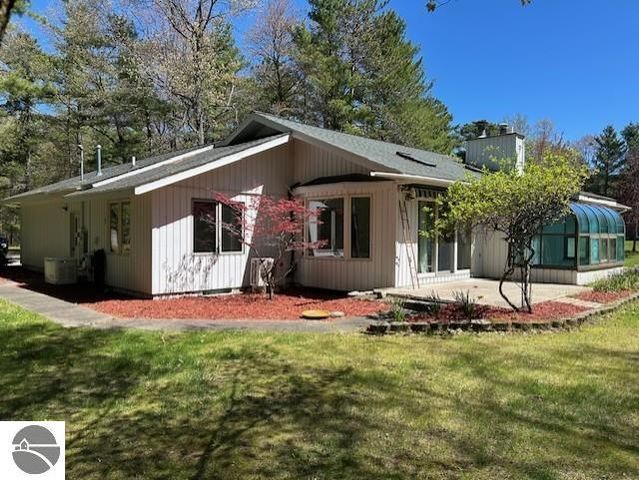 1095 E Lincoln Street, East Tawas, MI 48730