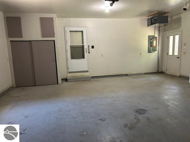 1095 E Lincoln Street, East Tawas, MI 48730