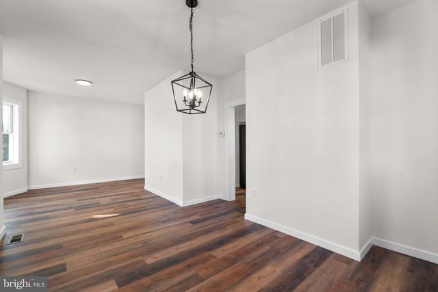 4 4TH AVE, Baltimore, MD 21225